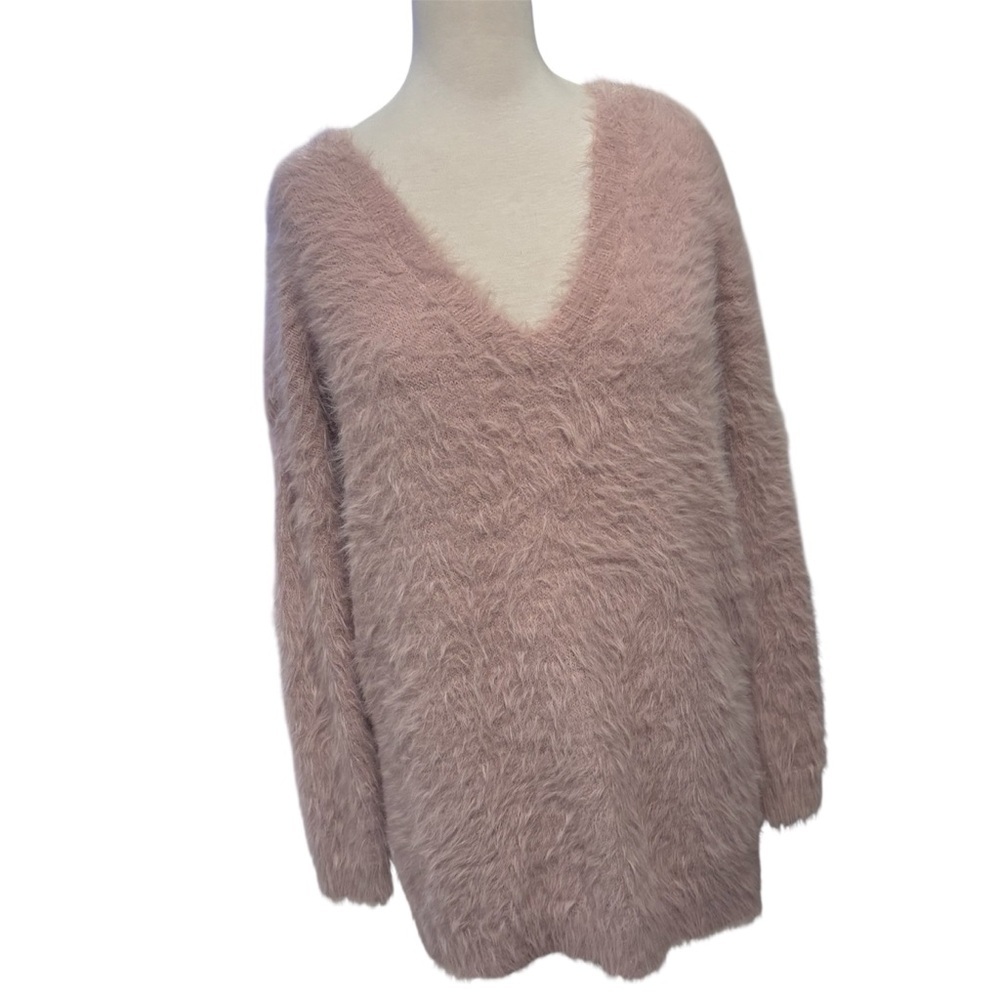 Pink Soft Fuzzy V-Neck Long V-Neck Oversized Open Back Sweater Size XS